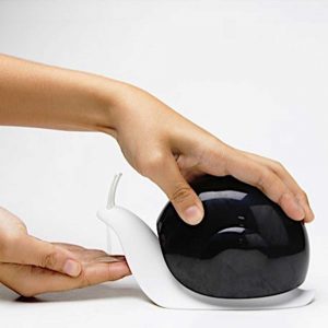 QUALY Escar דיספנסר לסבון נוזלי - חילזון שחור לבן-0