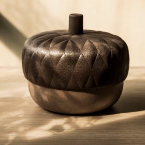 כלי להגשה בצורת בלוט - QUALY-0