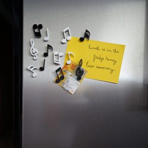 QUALY סט מגנטים תווים מוסיקליים שחור-0