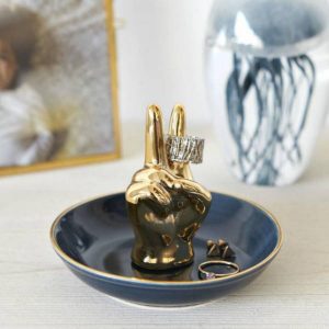 יד פורצלן מוזהבת לטבעות ותכשיטים Vittoria-0